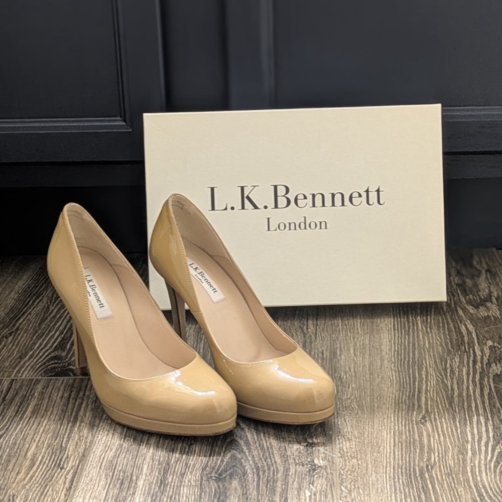 LK Bennett Tan Heels
